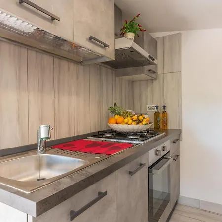 Casa Vacanza Ceg Con Piscina Apartment *